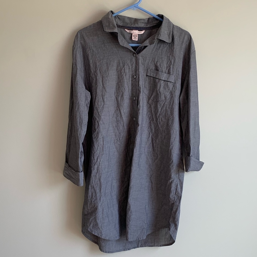 Victoria’s Secret Button Front Sleep Shirt Medium